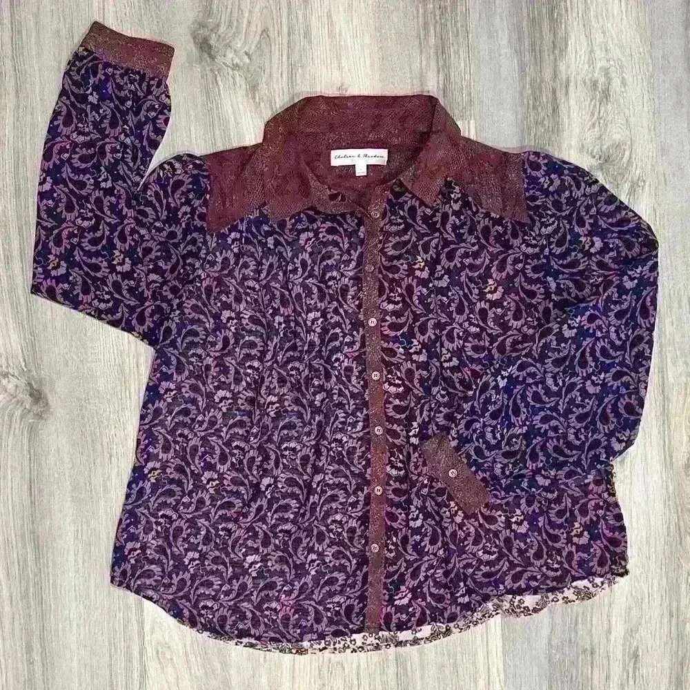 Chelsea & Theodore Women’s Sheer Long Sleeve Button Down Blouse Print Top Size L